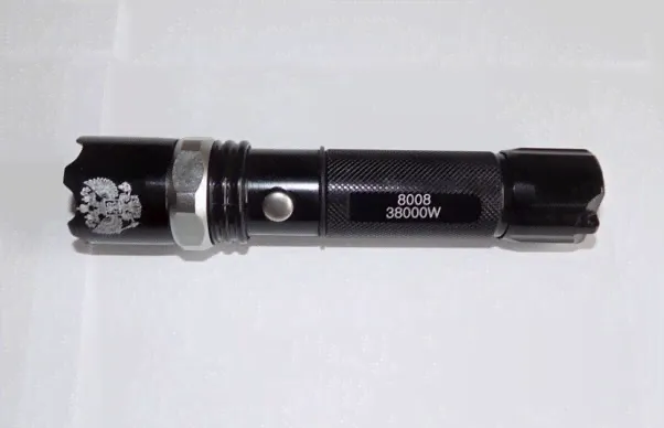 Ручной фонарь Swat 8008 38000W